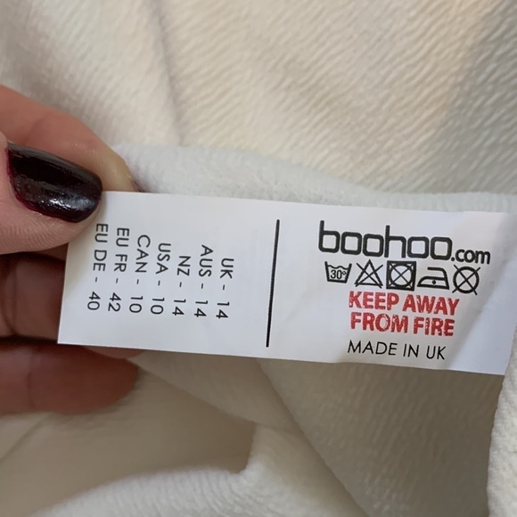 NWT Boohoo ivory strapless long line bandeau tunic + flare leg pull on pants set - Picture 9 of 11